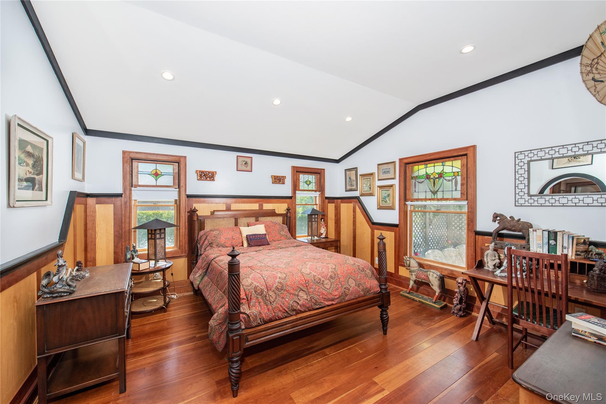 6 White Lane Property Photo 10
