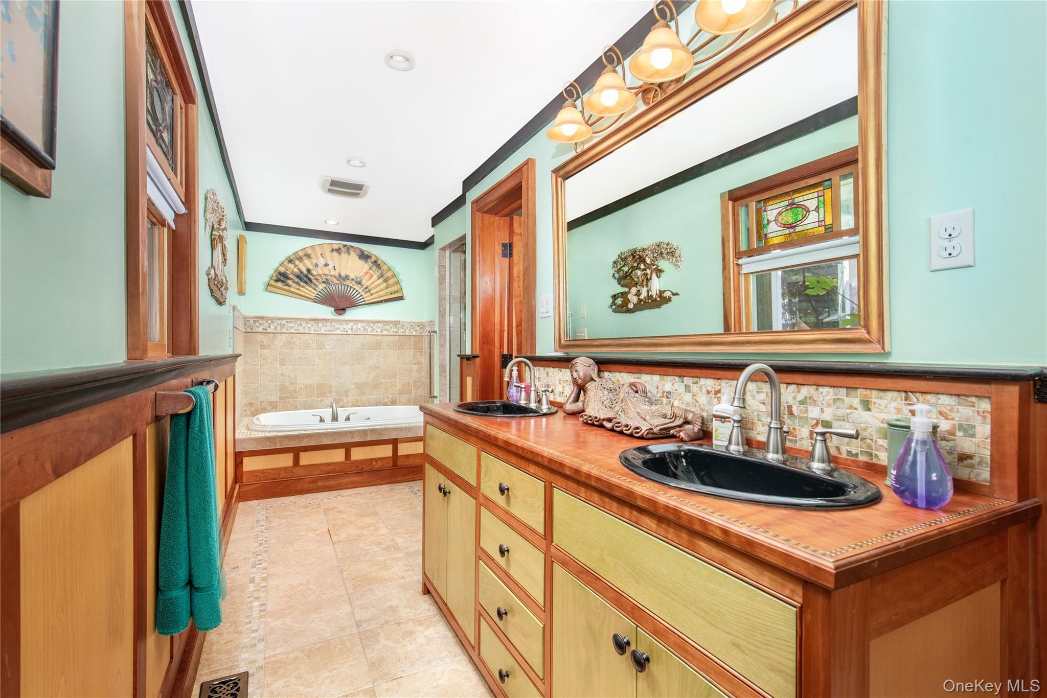 6 White Lane Property Photo 12