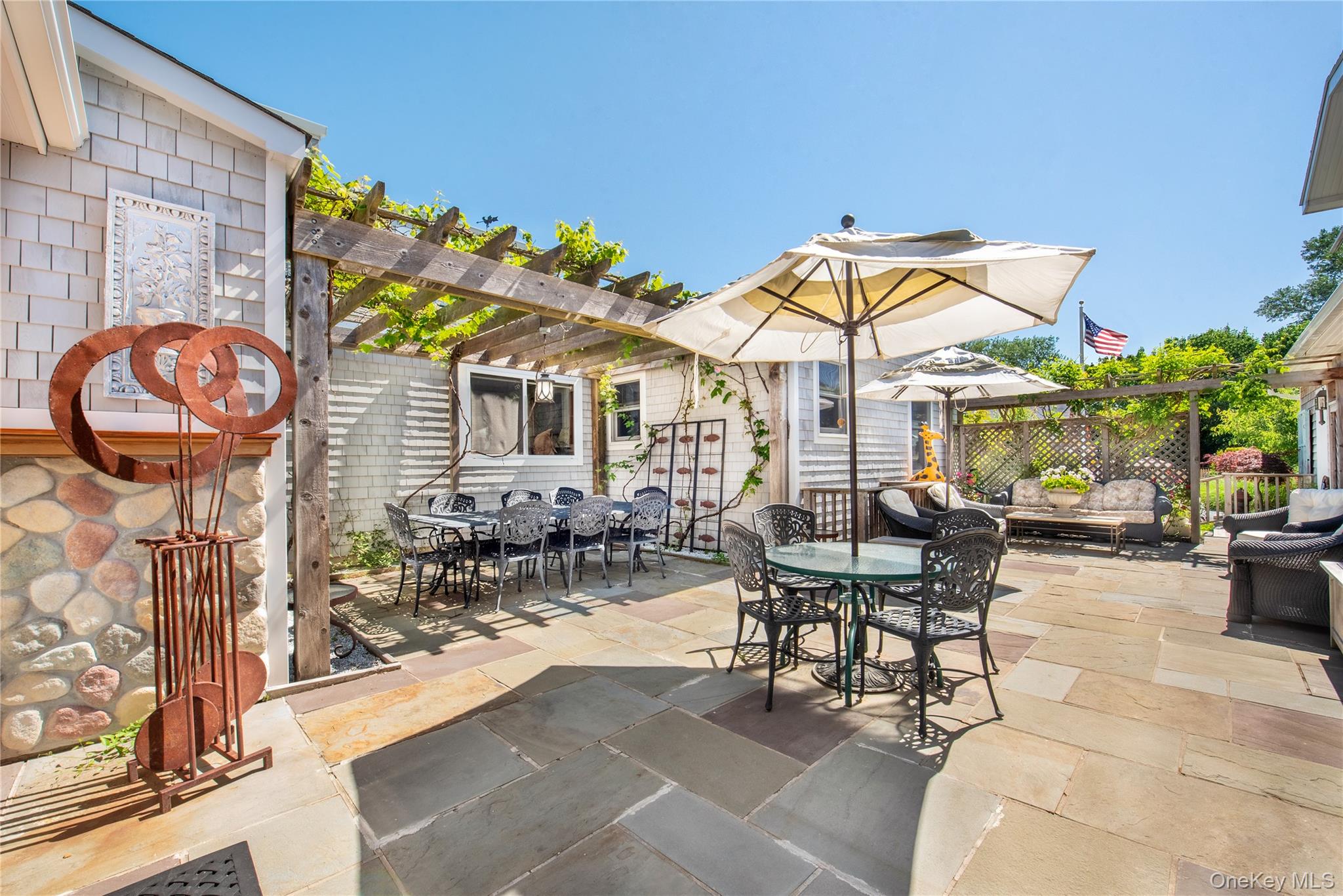 6 White Lane Property Photo 14