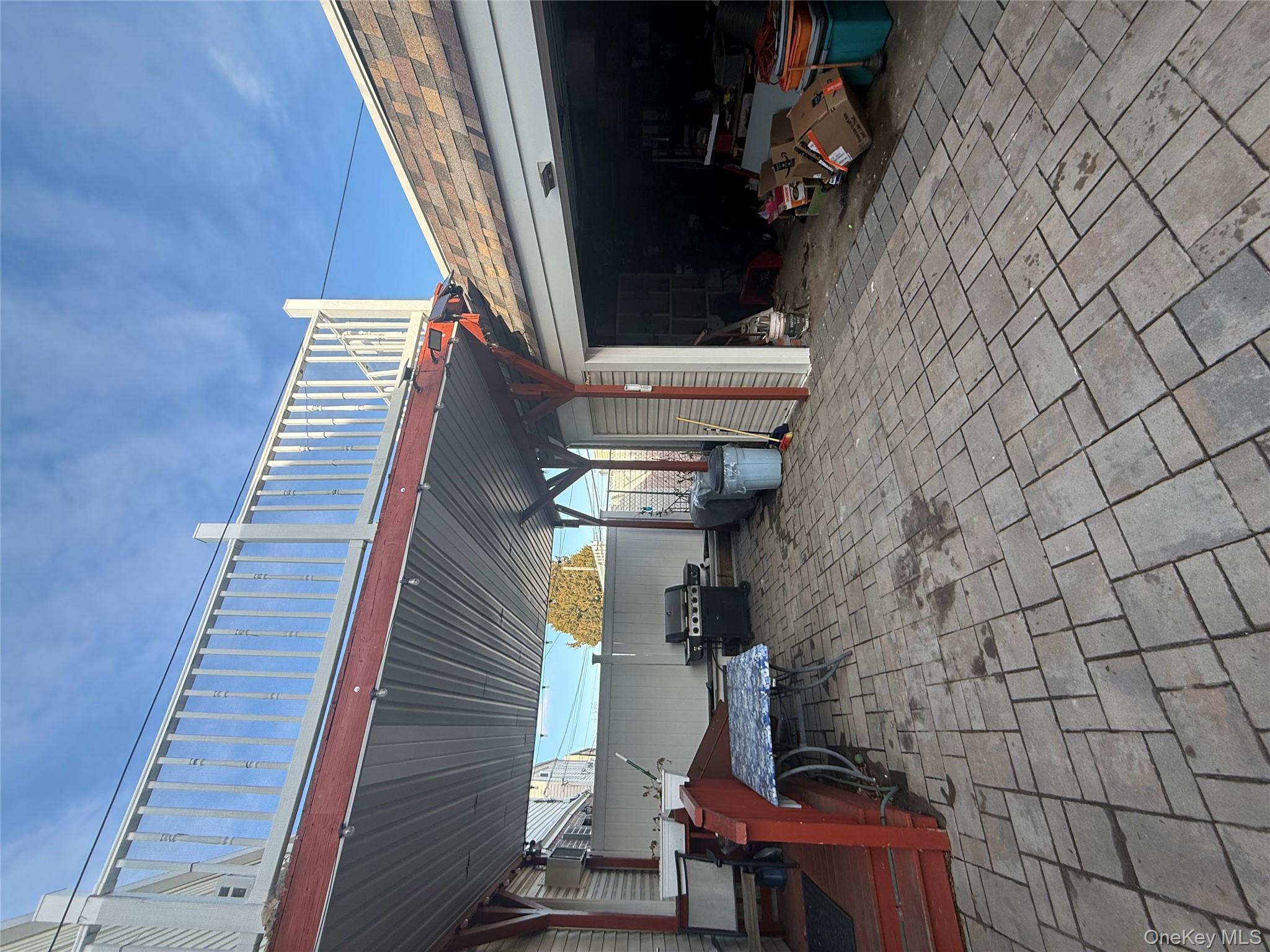 7841 84th Street Property Photo 3