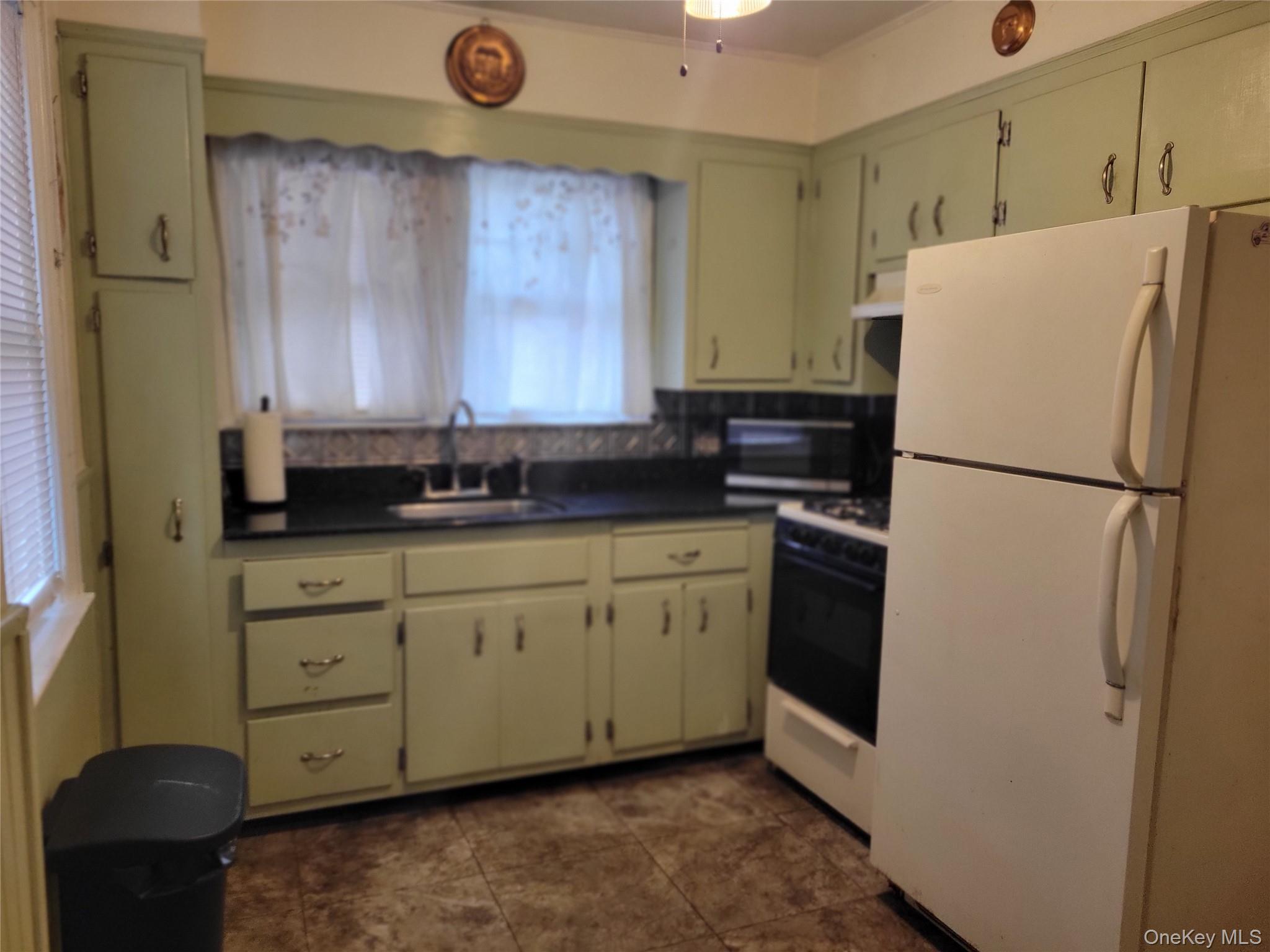 30-11 149th Street Property Photo 6