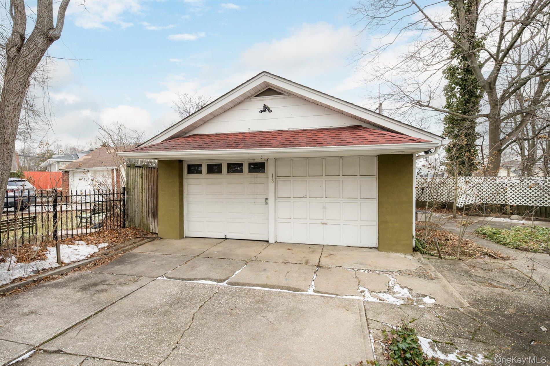 140 Park Avenue Property Photo 29