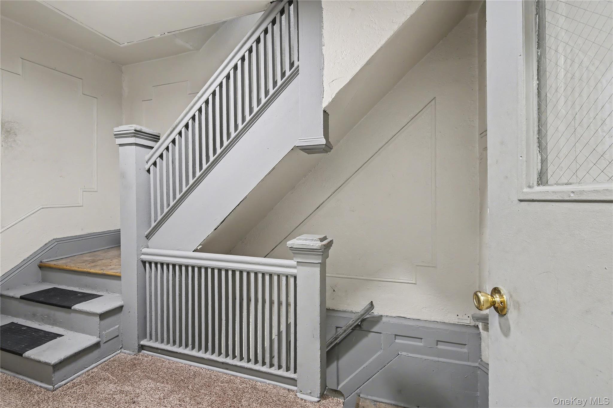 384-386 Broadway Property Photo 9