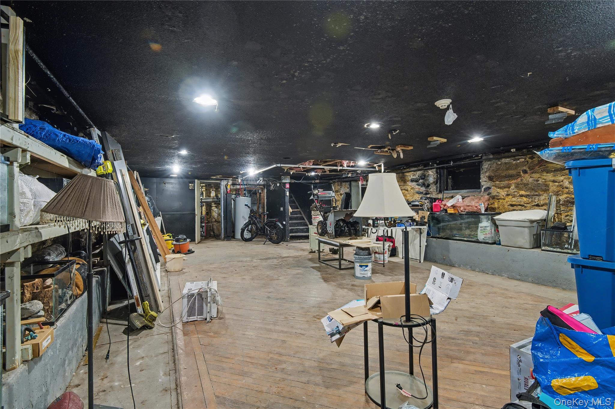 384-386 Broadway Property Photo 22