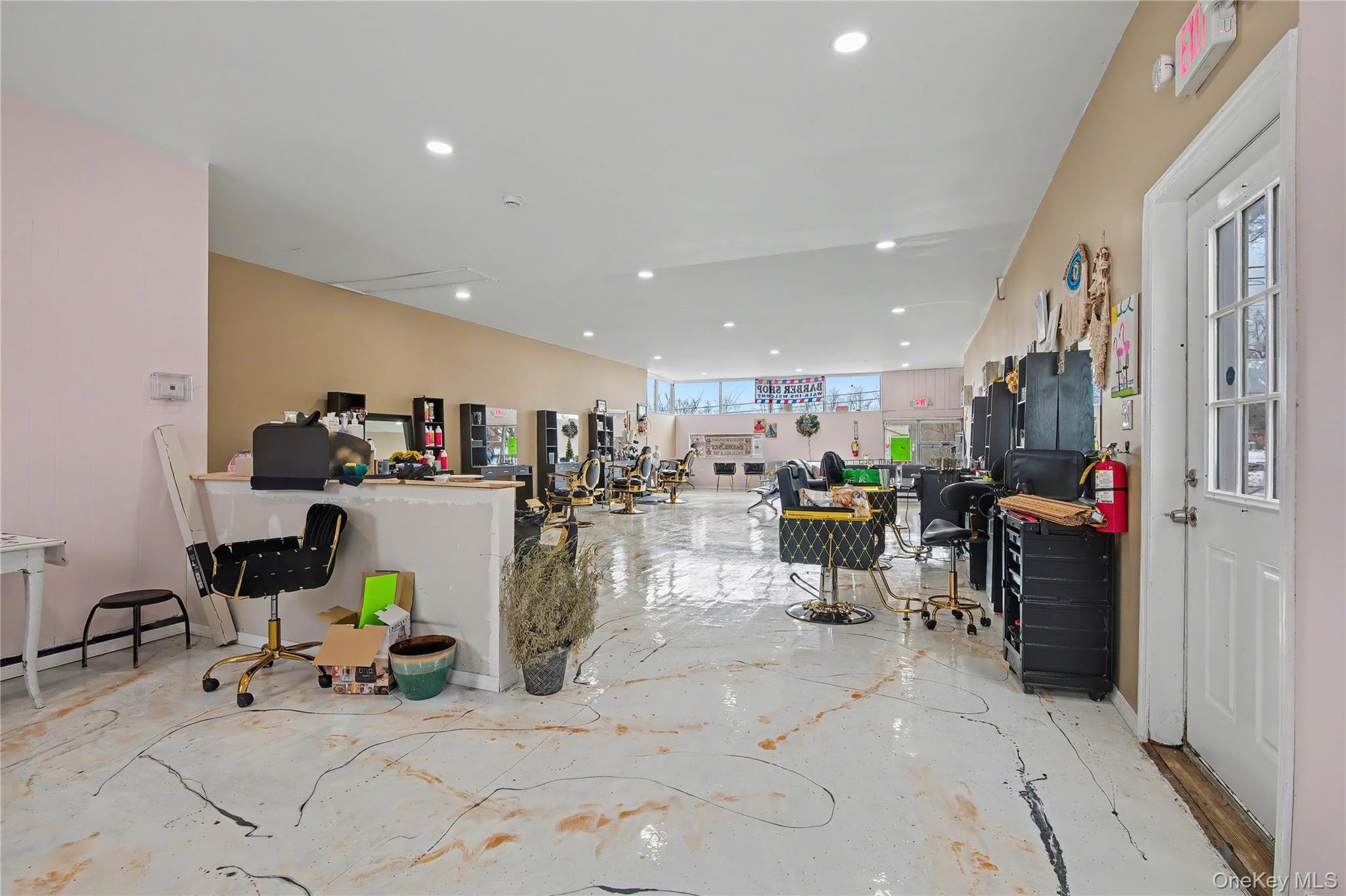 384-386 Broadway Property Photo 28