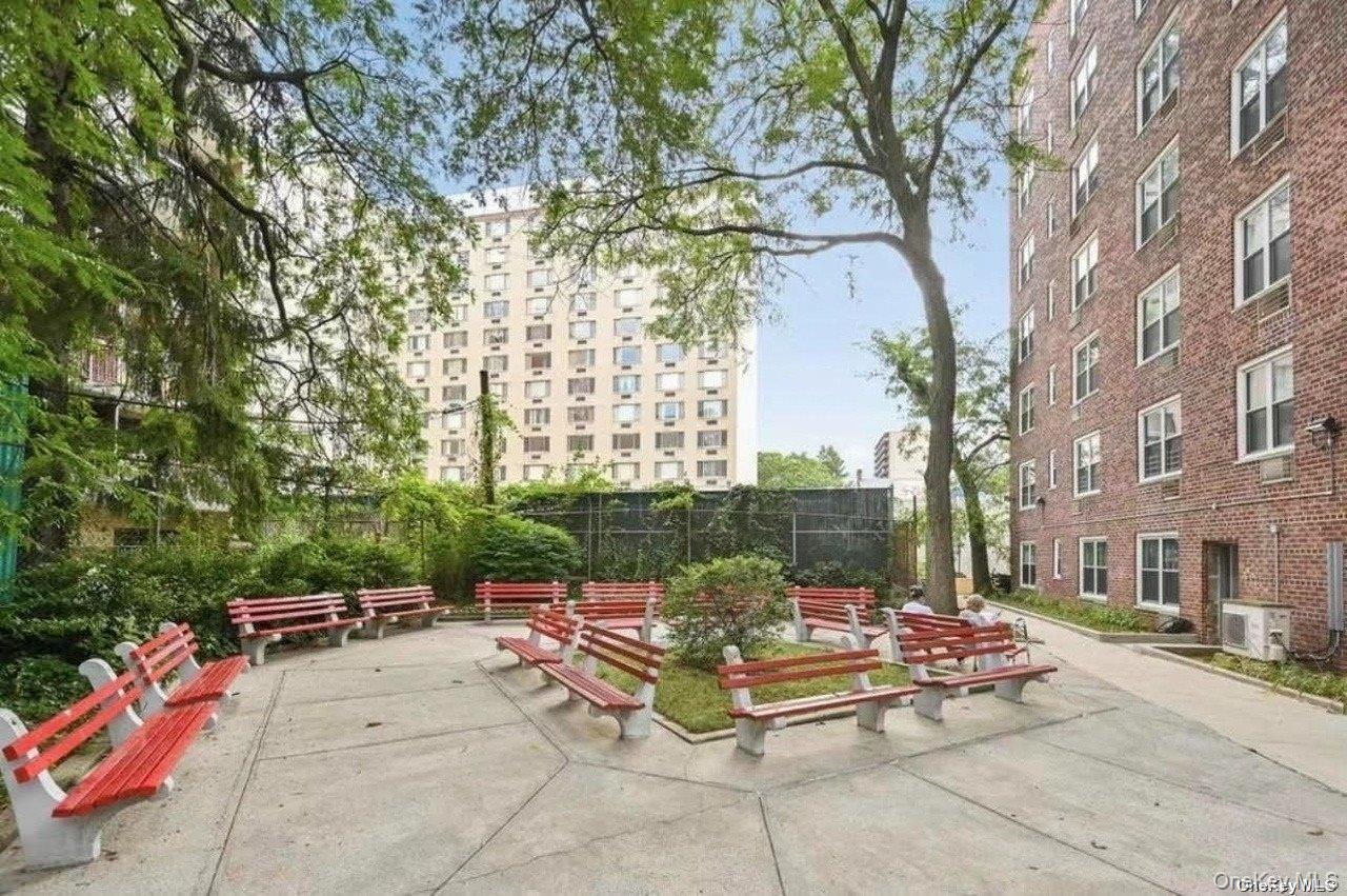 142-05 Roosevelt Avenue 539 Property Photo 12