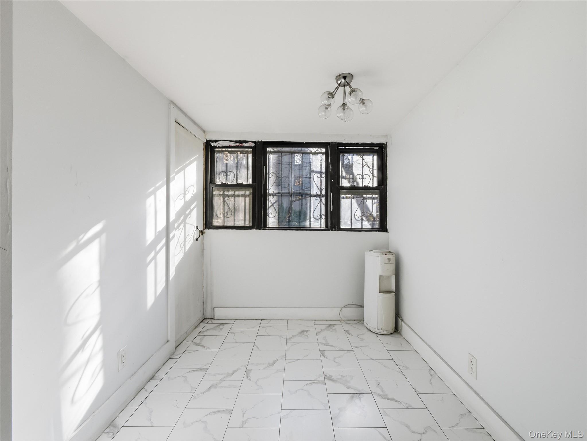372 Parkside Avenue Property Photo 11