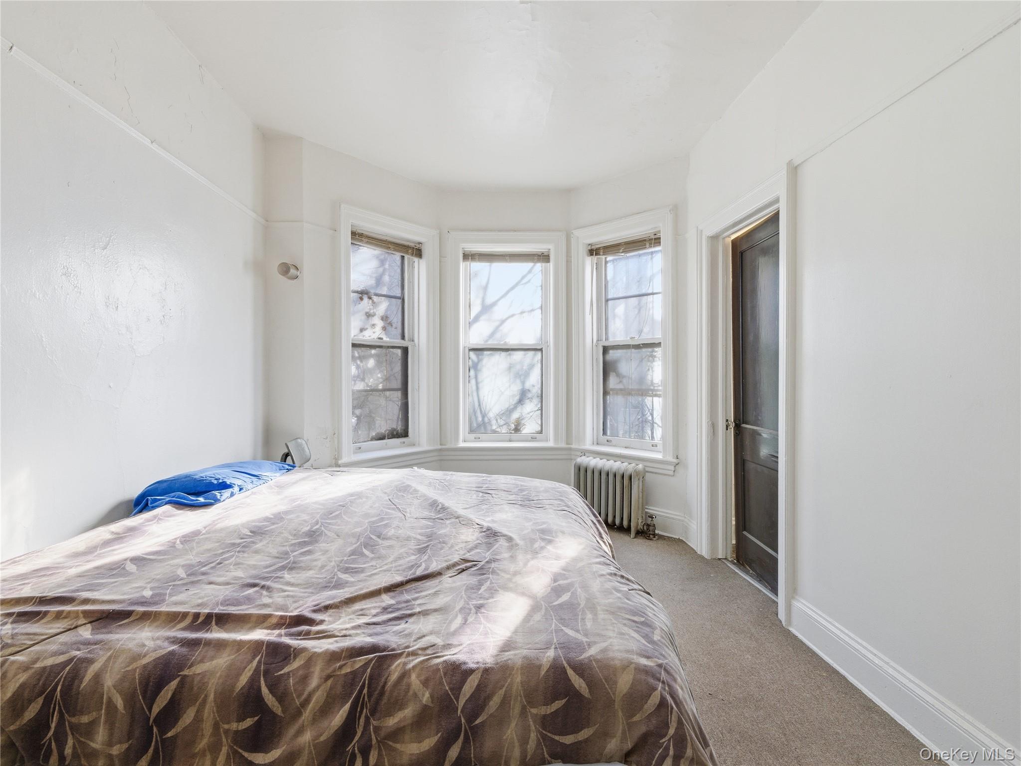 372 Parkside Avenue Property Photo 13