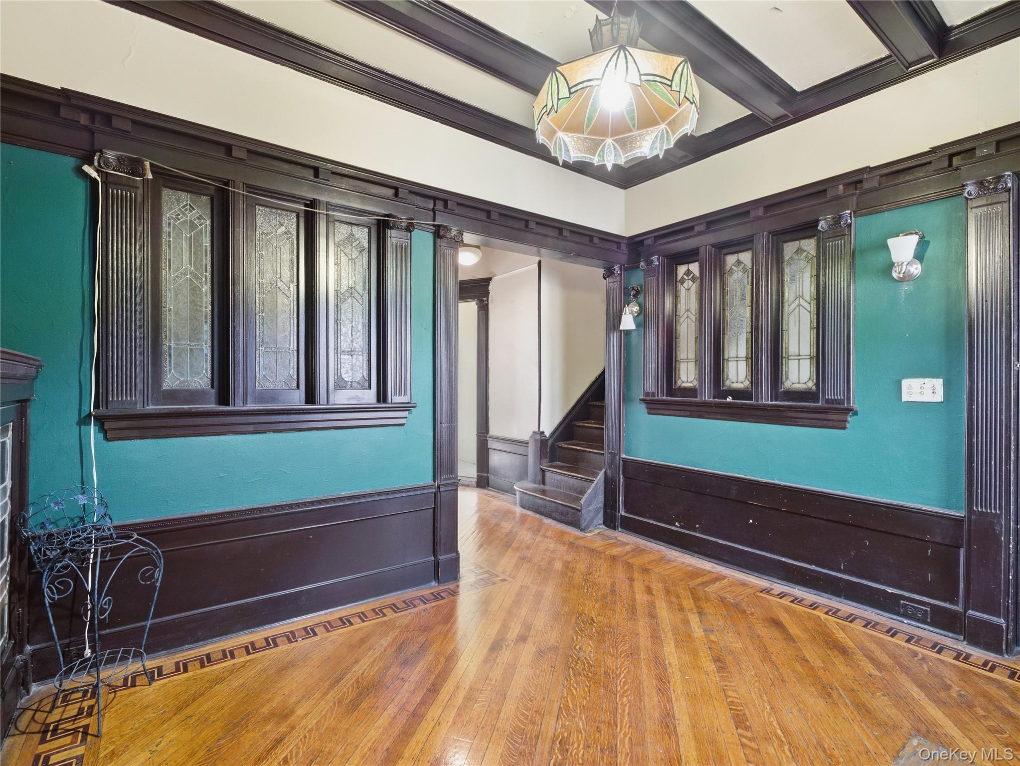 372 Parkside Avenue Property Photo 19