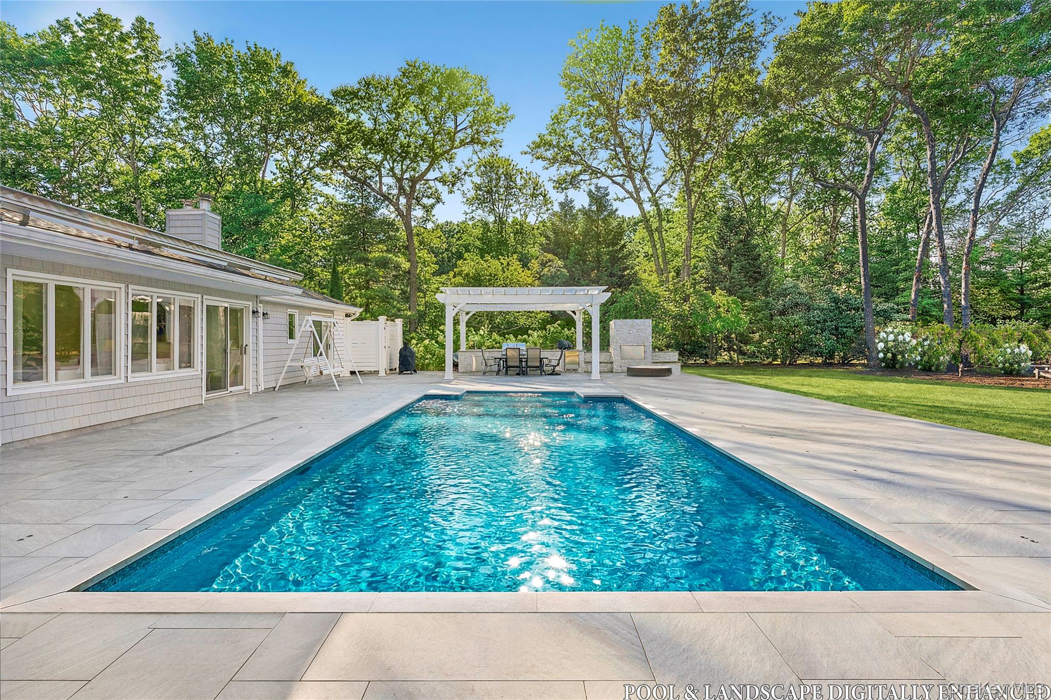 47 Bridle Path Property Photo 4