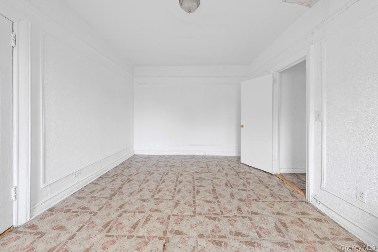 1715 Nelson Avenue 2d Property Photo 4