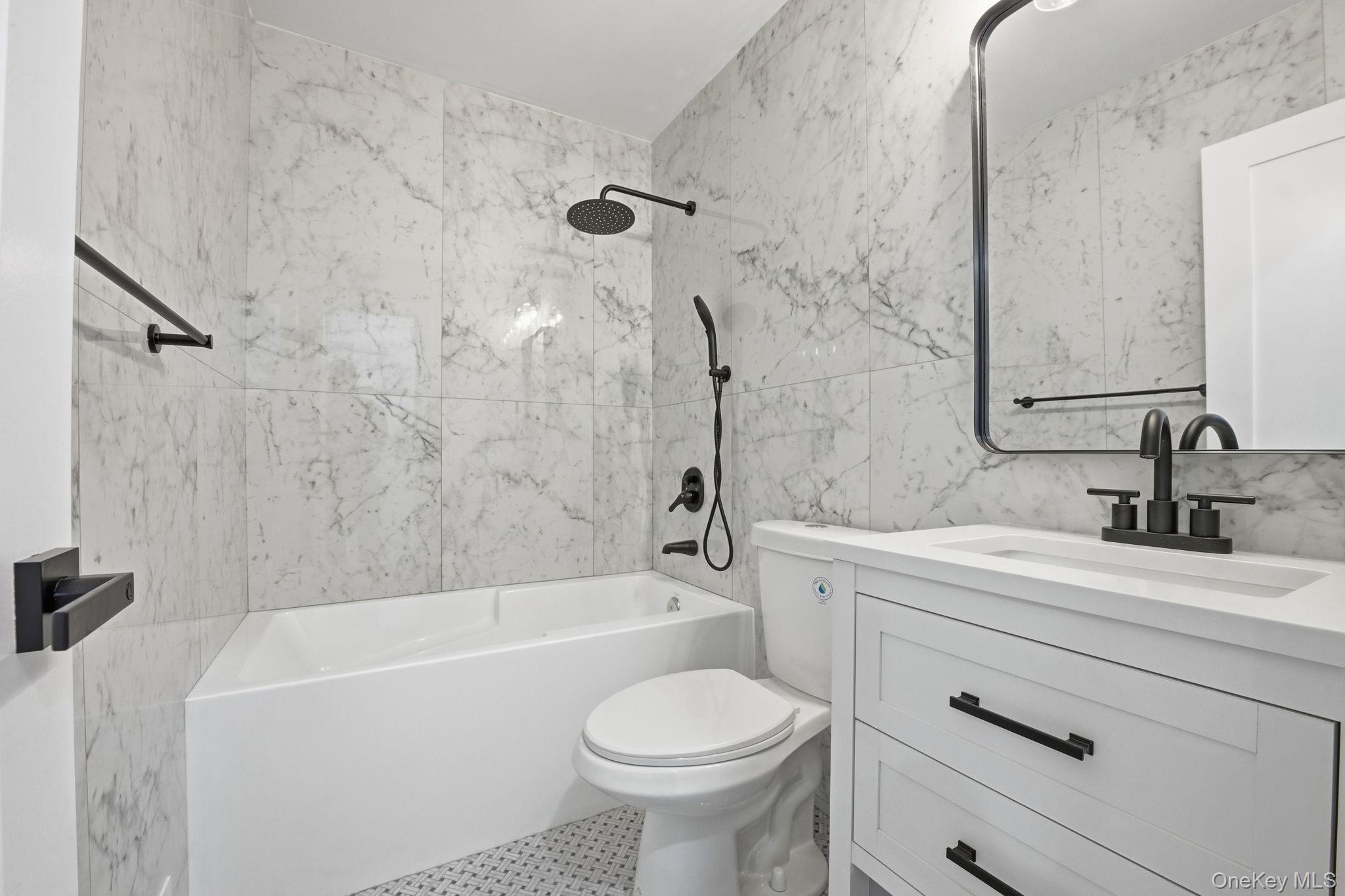 1026 E 96th Street Property Photo 6