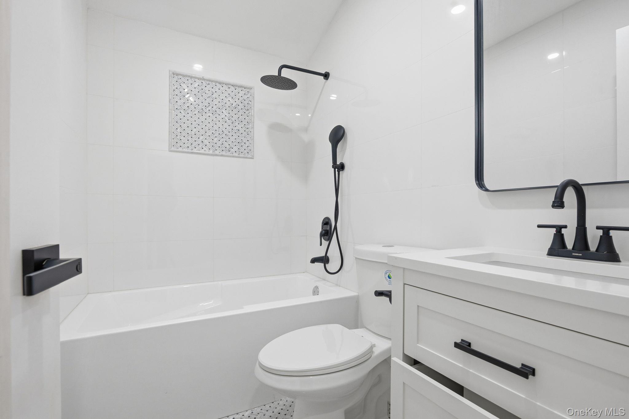 1026 E 96th Street Property Photo 14