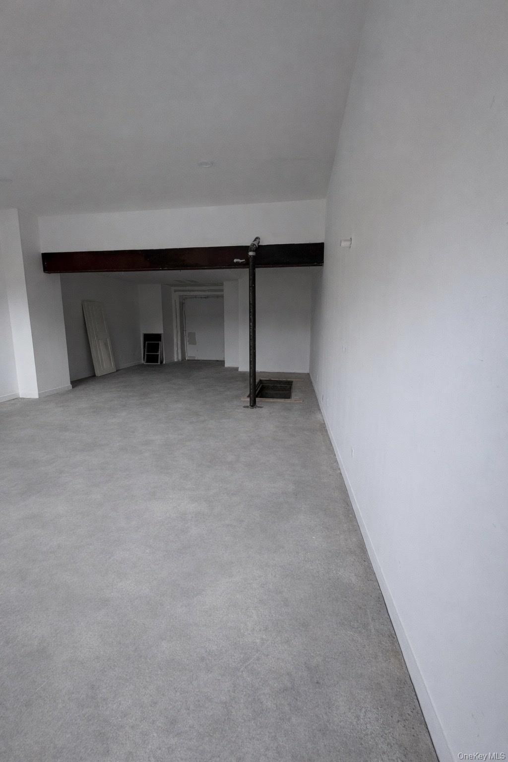 579 Main Street Property Photo 3