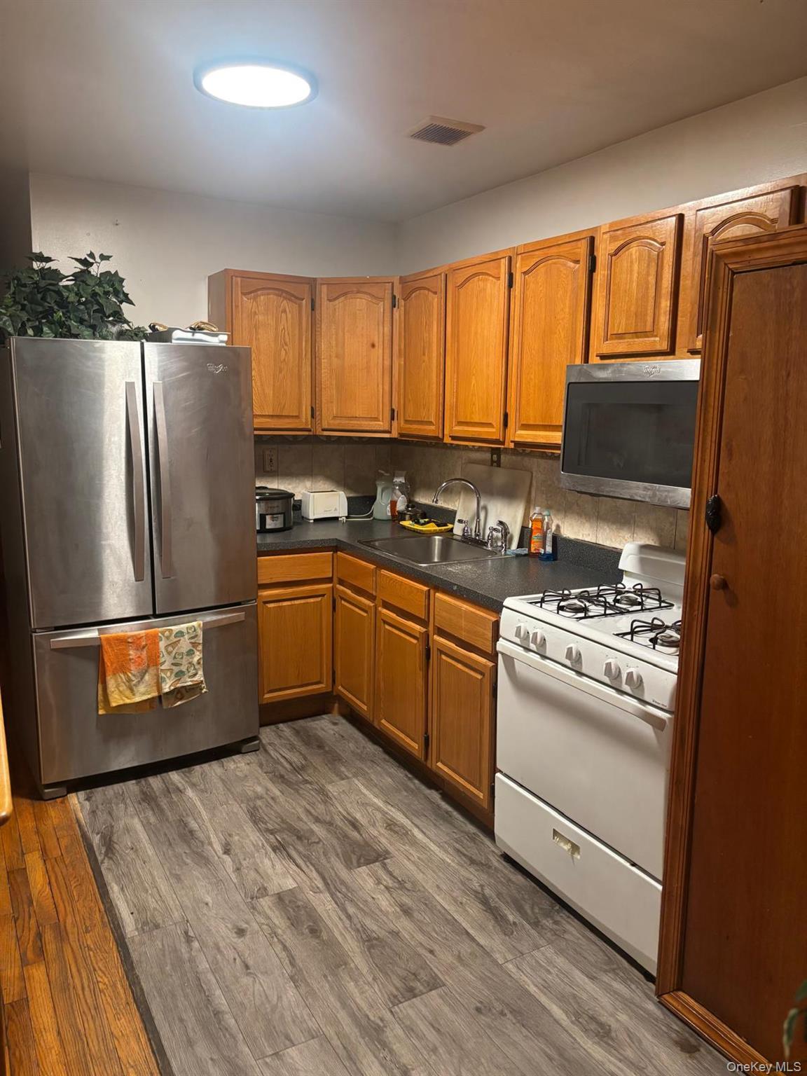 898 Thomas S Boyland Street Property Photo 3