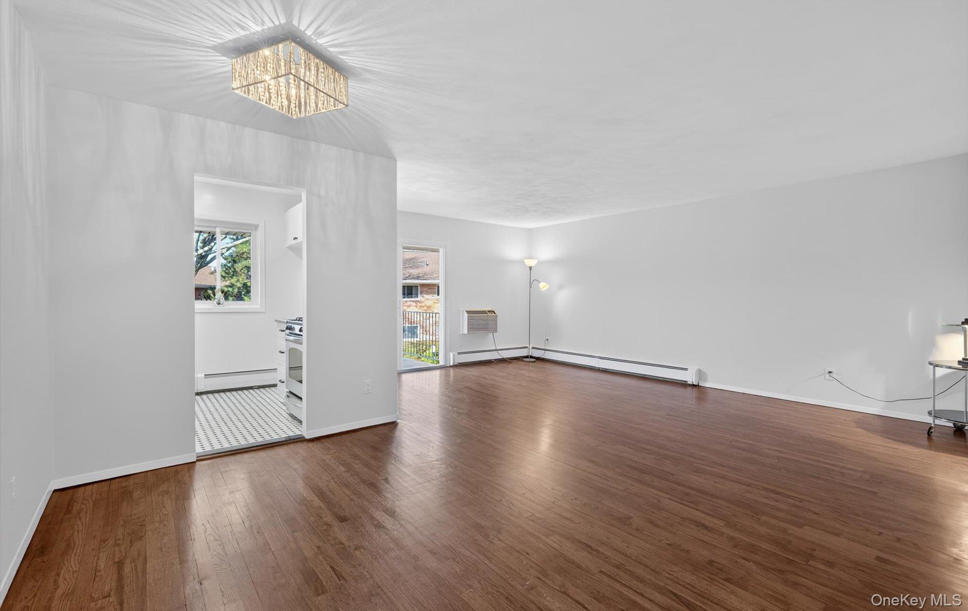 1 Toms Point Lane 6j Property Photo 6