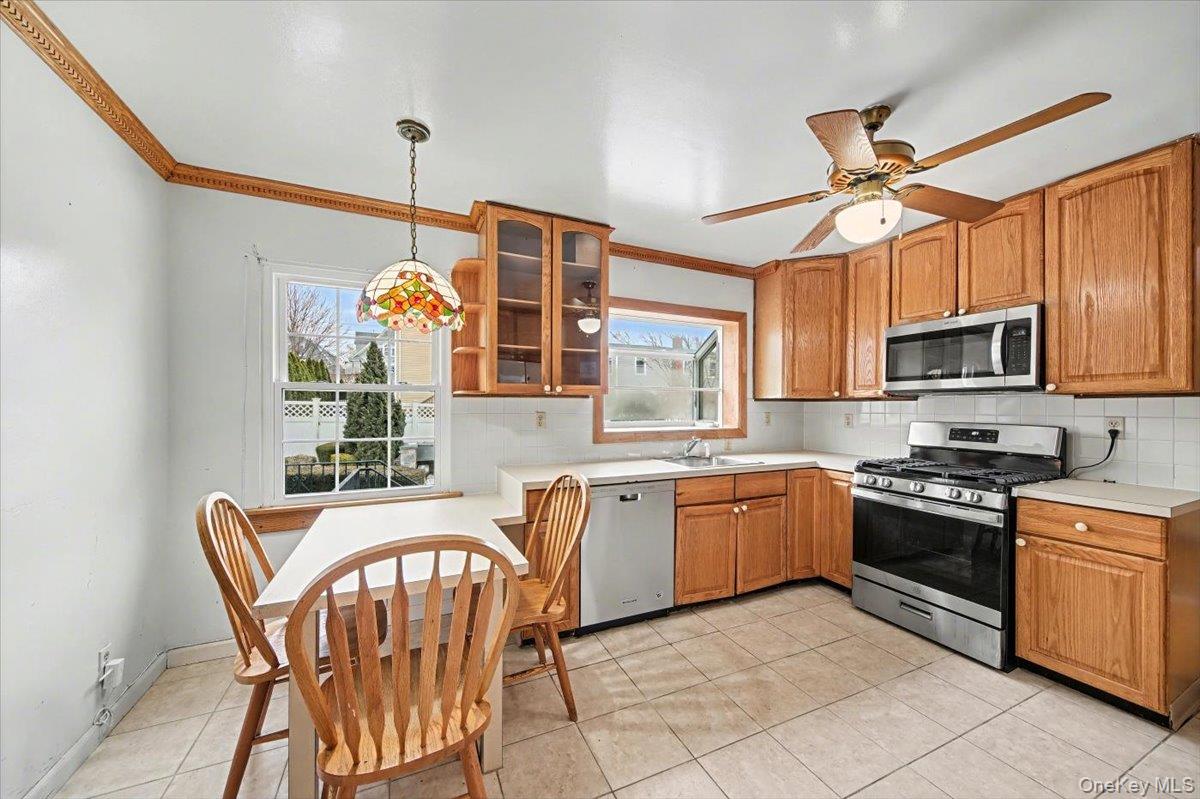 39 Claire Avenue Property Photo 10