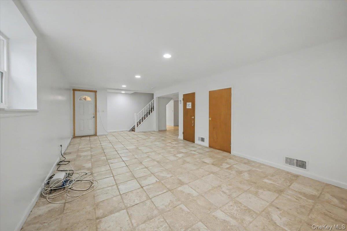 39 Claire Avenue Property Photo 18