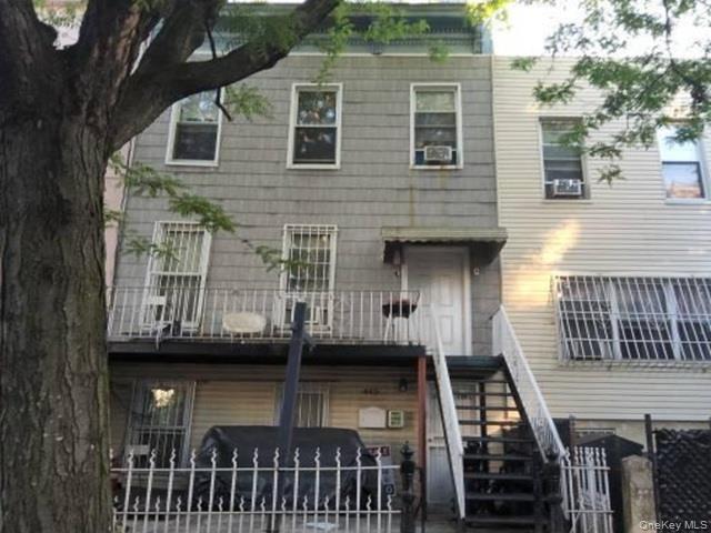 445 53rd Street Property Photo 1
