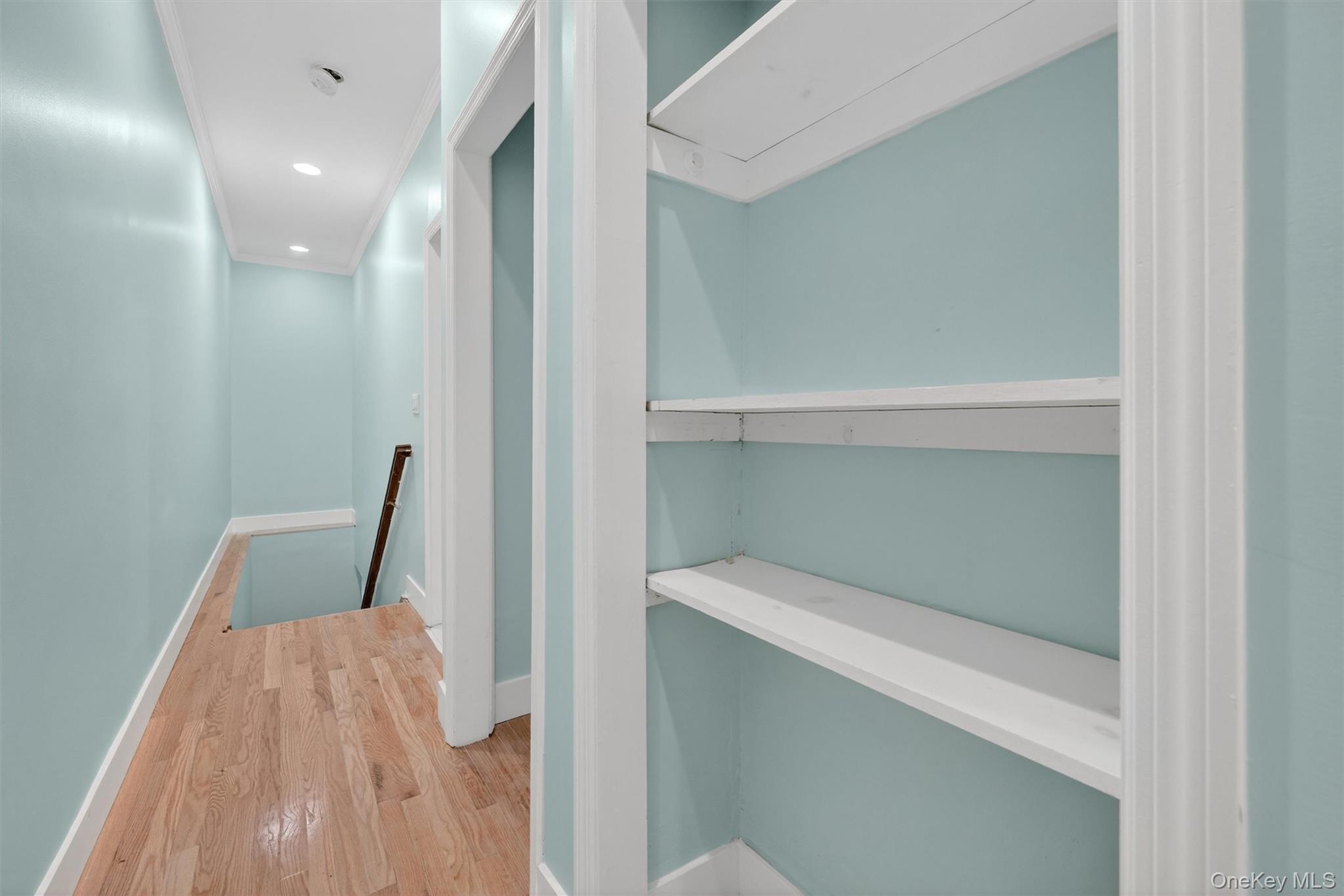 636 Throggs Neck Expressway Property Photo 19