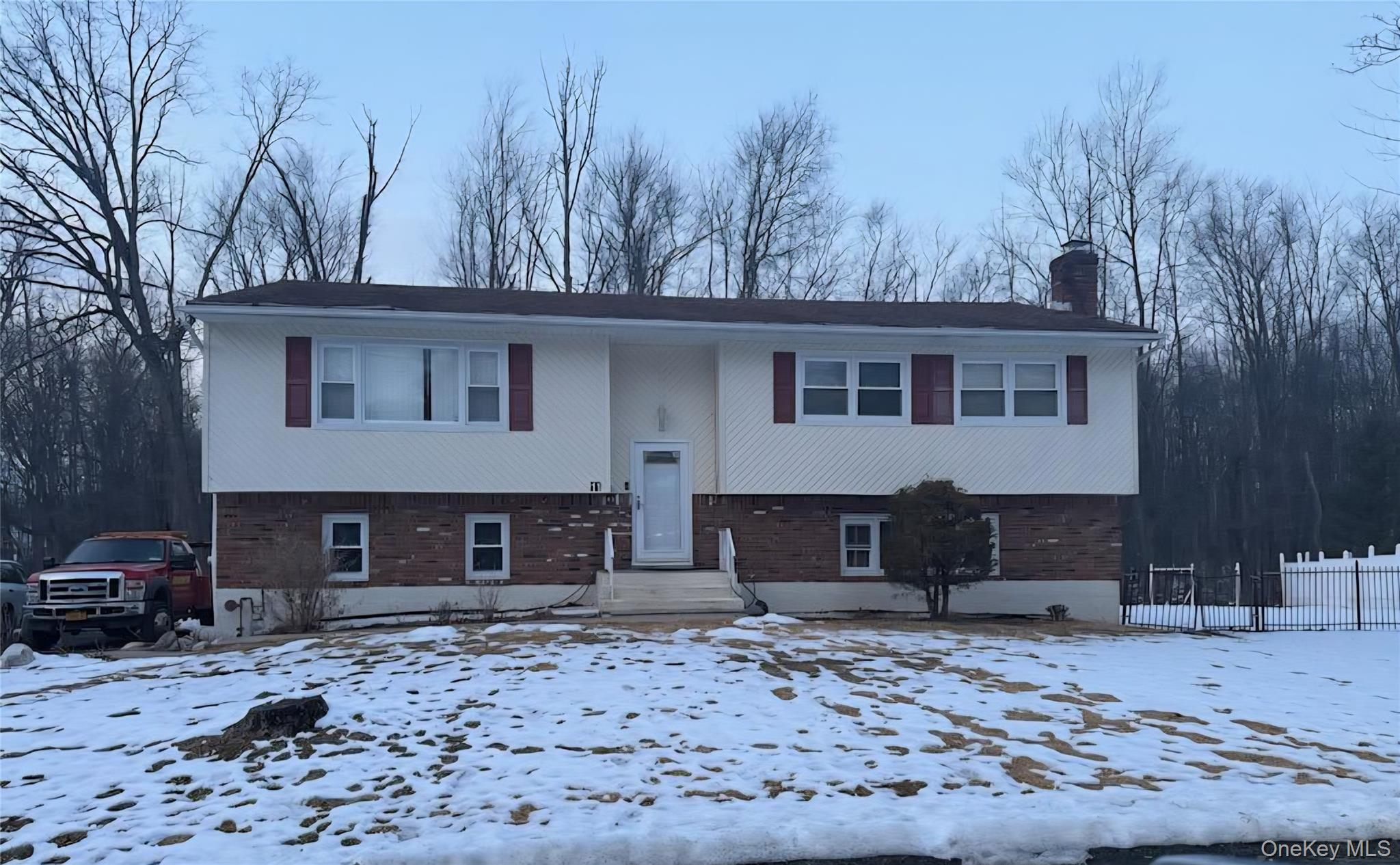 11 Razel Ave Avenue Property Photo 1