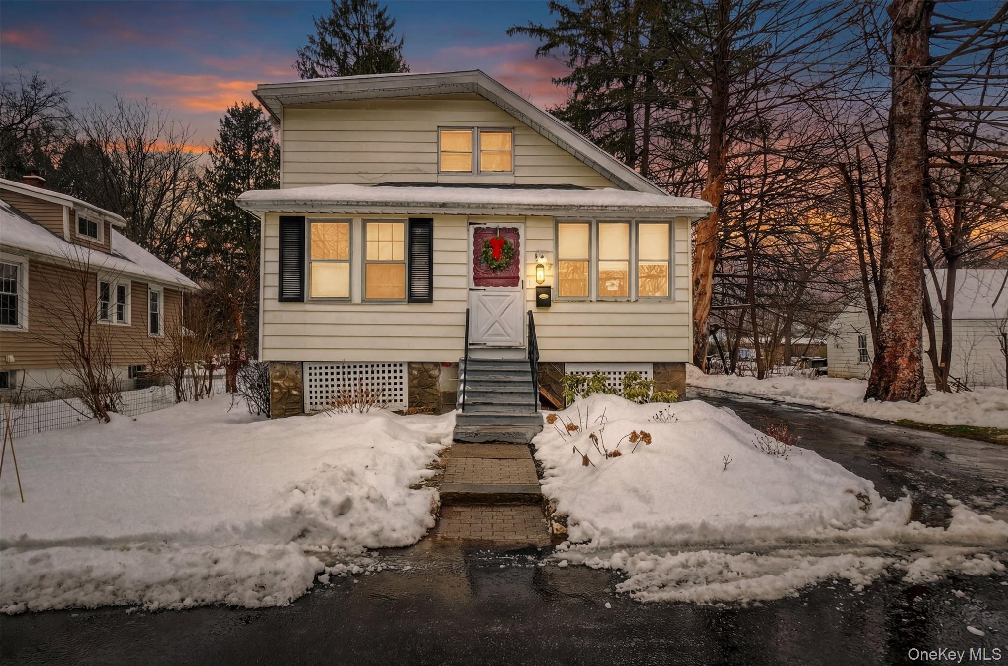 5 Miller Place Property Photo 1