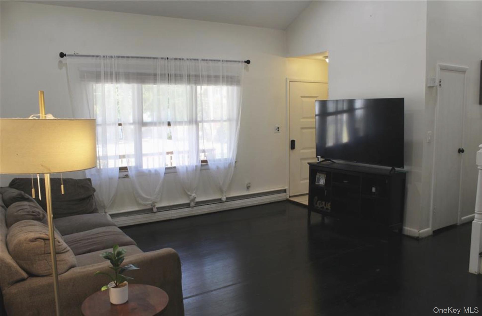 250 Cypress Drive Property Photo 3