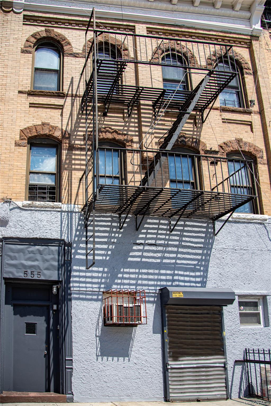 555 Wilson Avenue Property Photo 1
