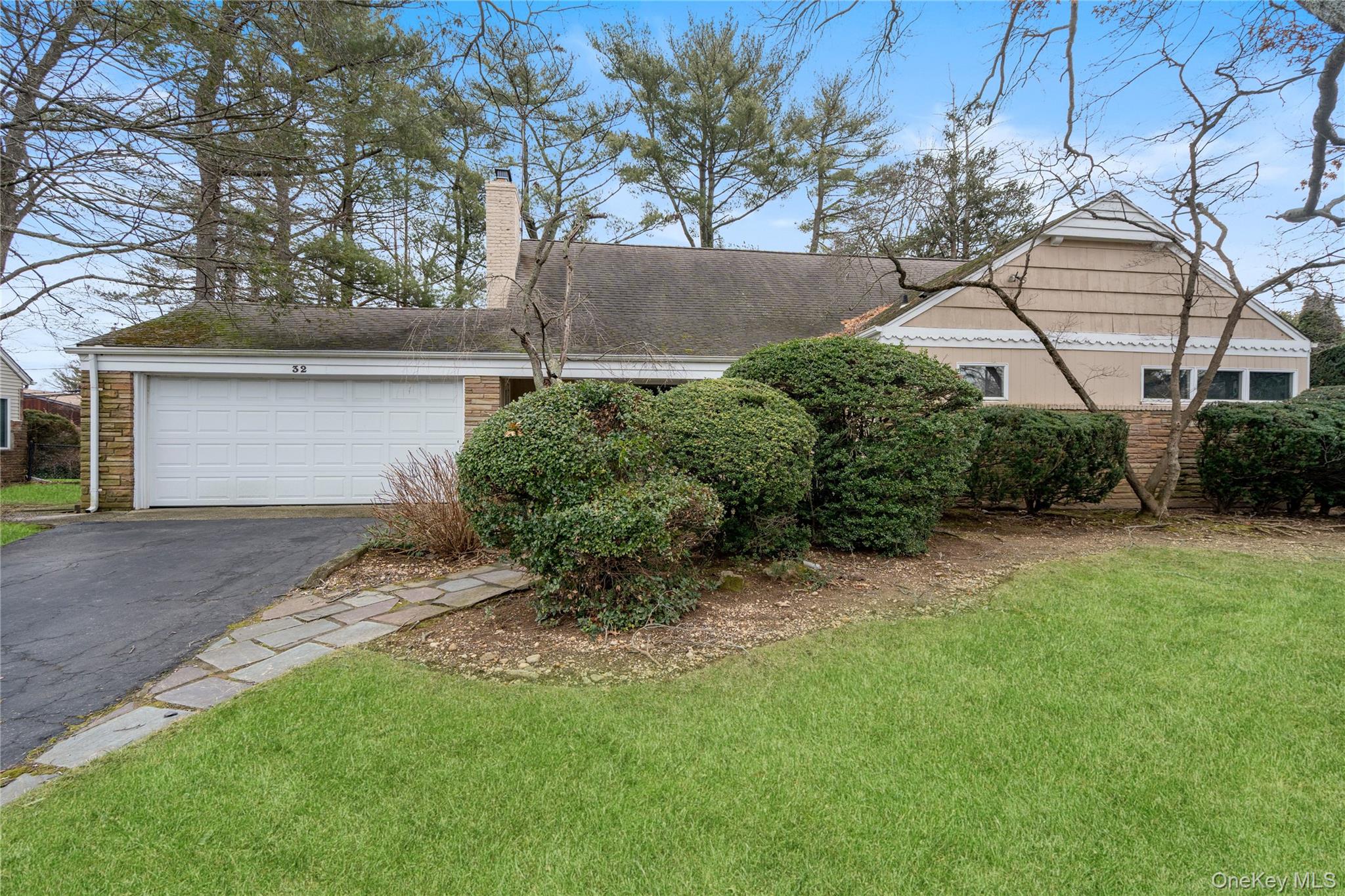 32 Arbor Road Property Photo 2