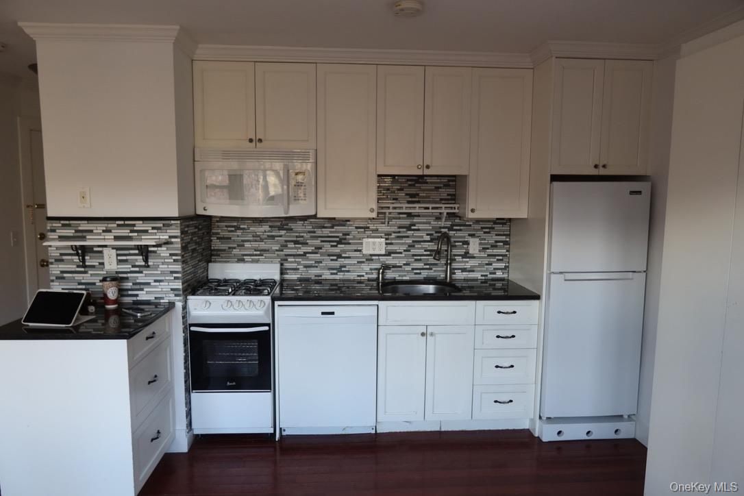 28 Barker Street C-2 Property Photo 10