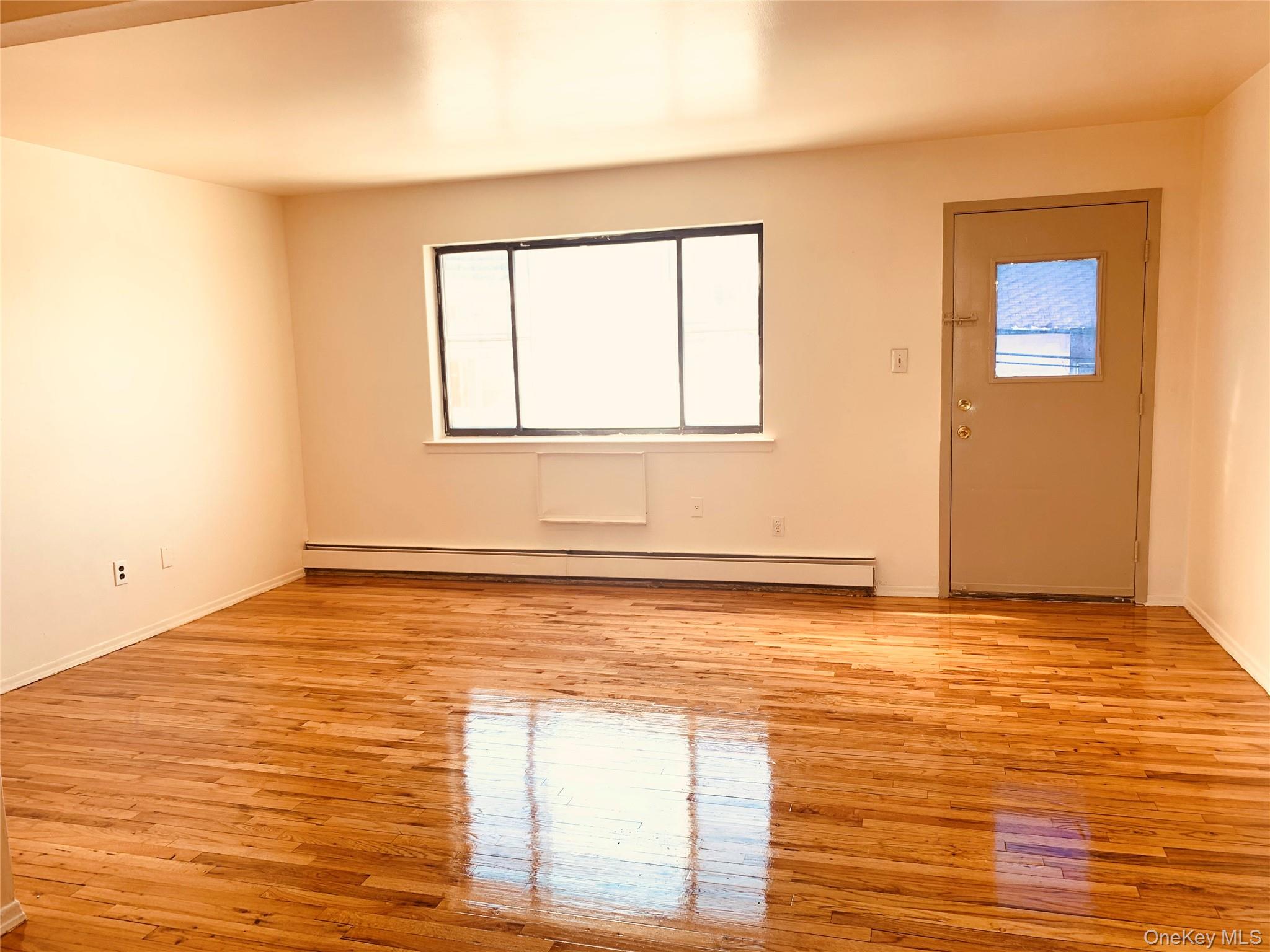 6229 102nd Street Property Photo 4