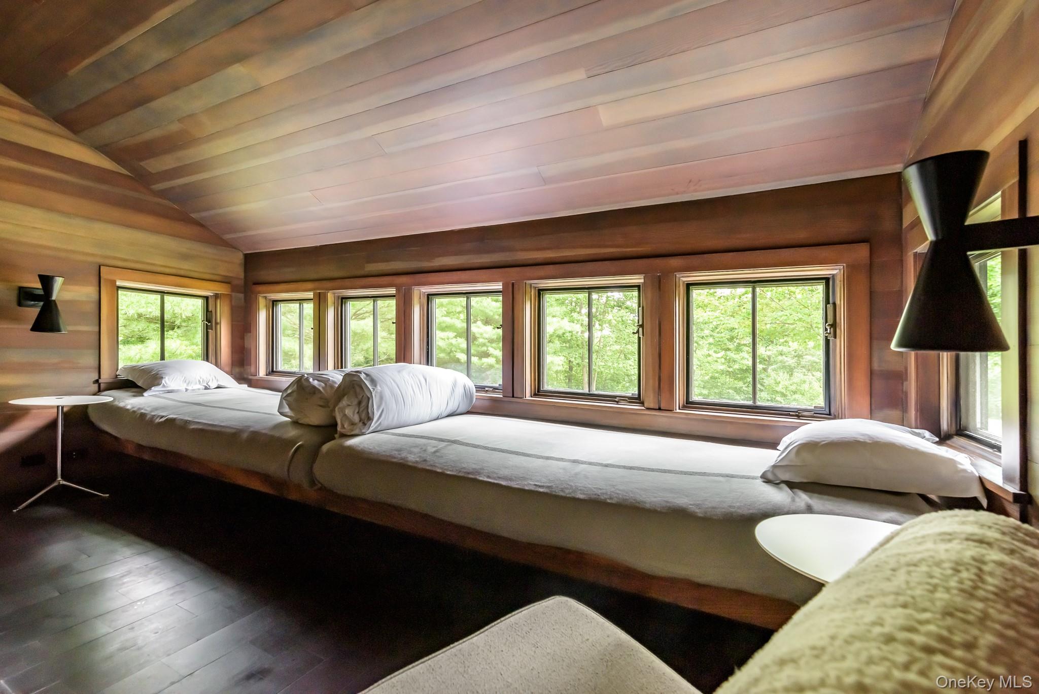 890 Bald Mountain Road Property Photo 23