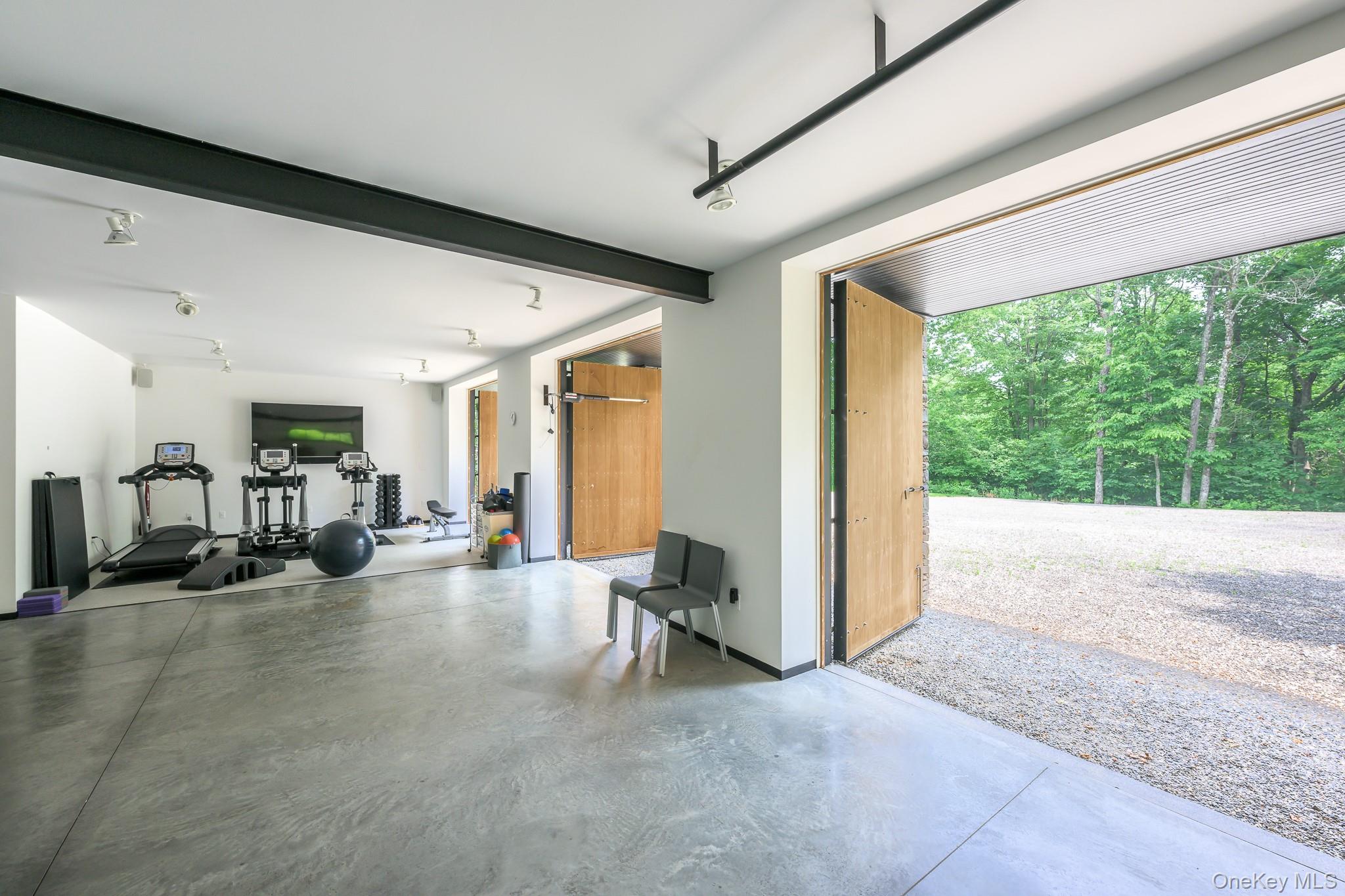 890 Bald Mountain Road Property Photo 24