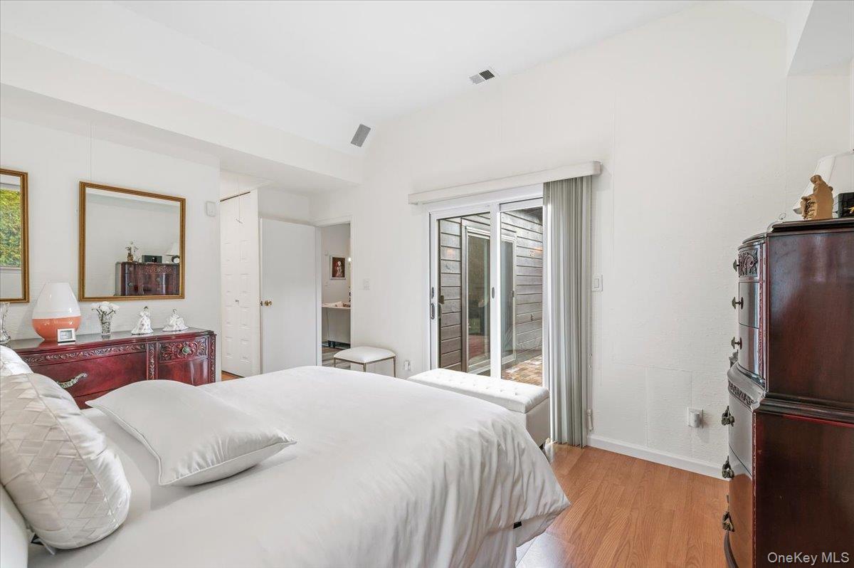 22 So. Gate Circle Property Photo 16