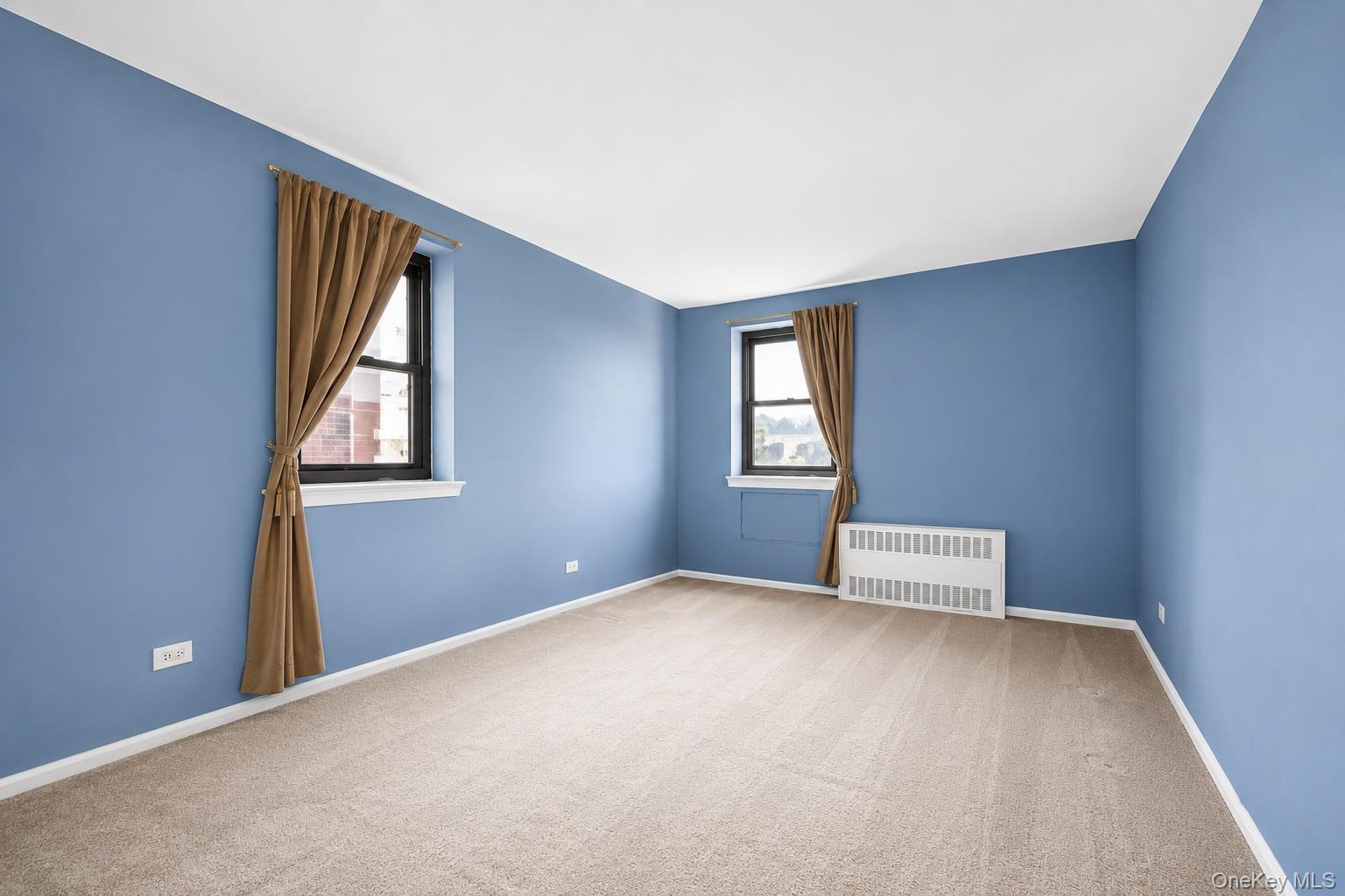 85-10 151st Avenue 5e Property Photo 7