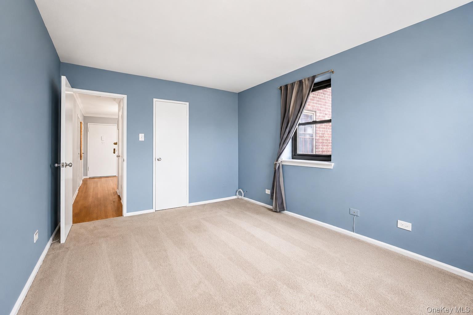 85-10 151st Avenue 5e Property Photo 9