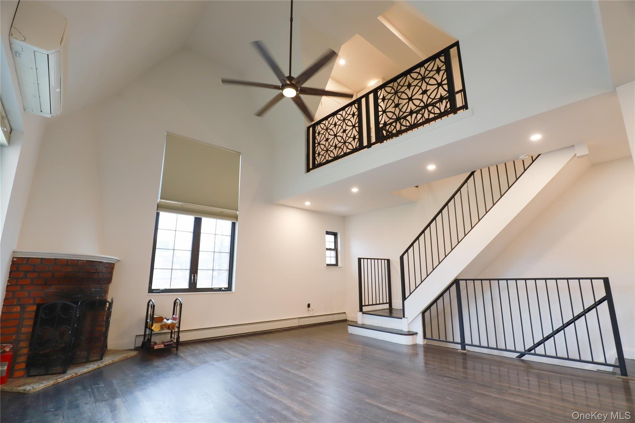 36-20 190th Street Property Photo 5