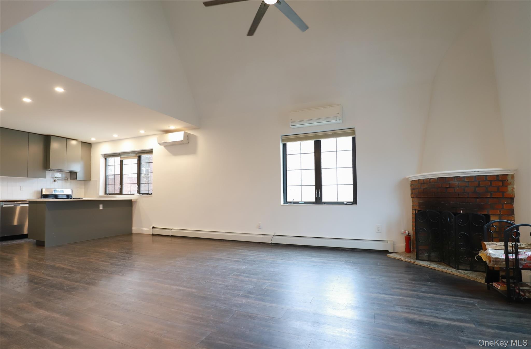 36-20 190th Street Property Photo 8