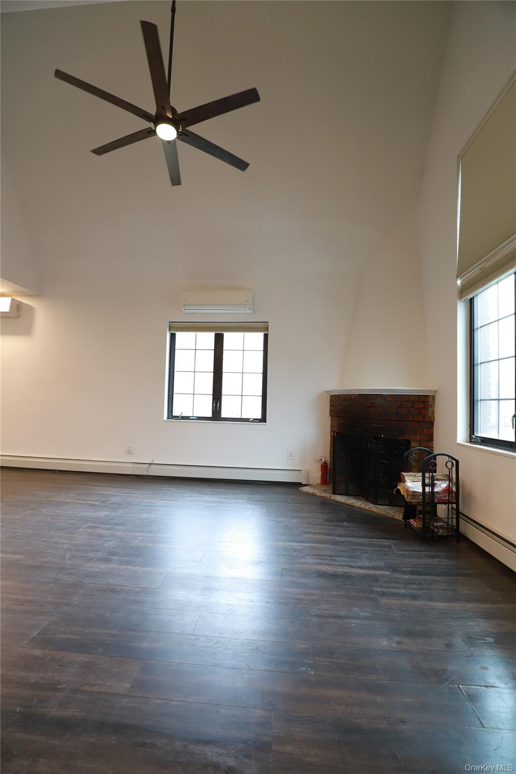 36-20 190th Street Property Photo 9