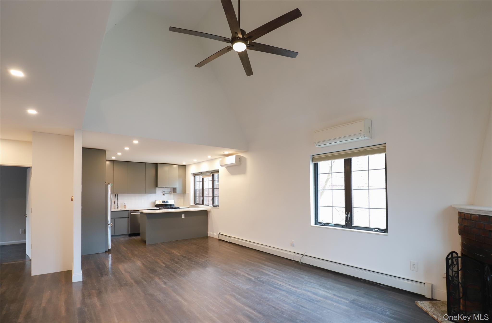 36-20 190th Street Property Photo 12