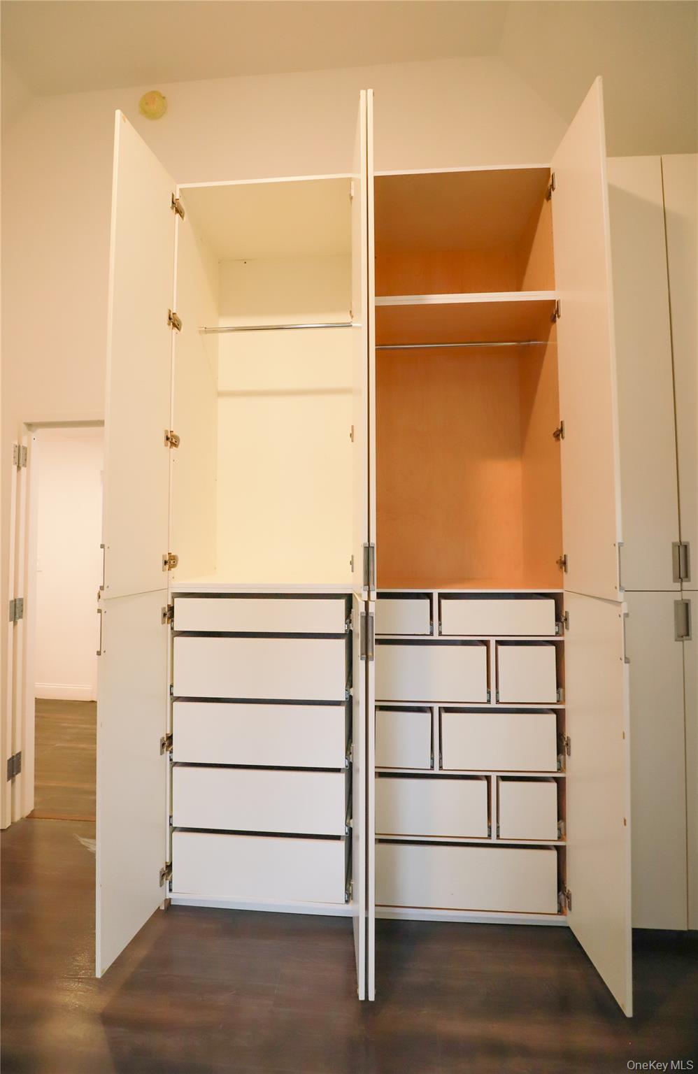 36-20 190th Street Property Photo 16