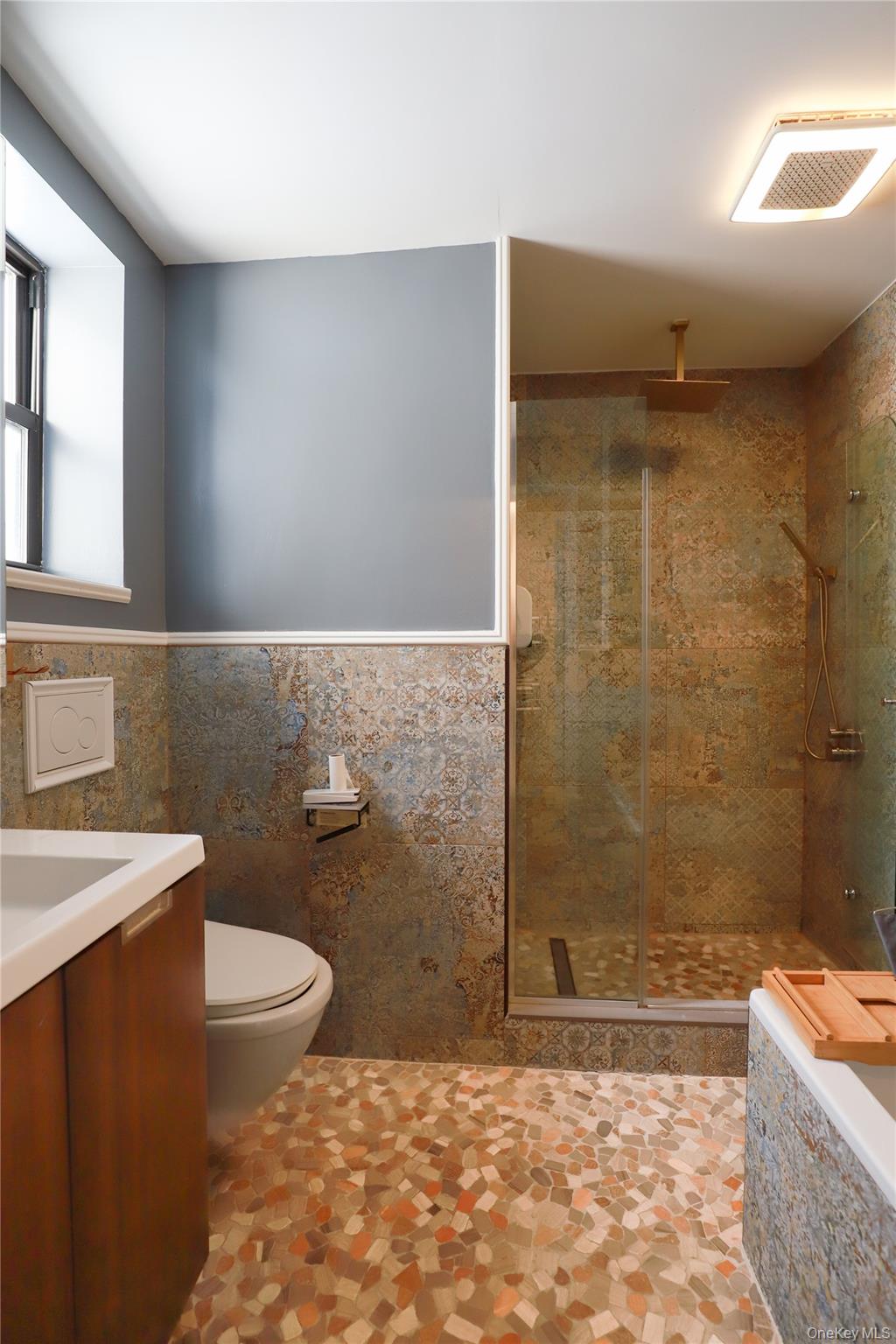 36-20 190th Street Property Photo 19