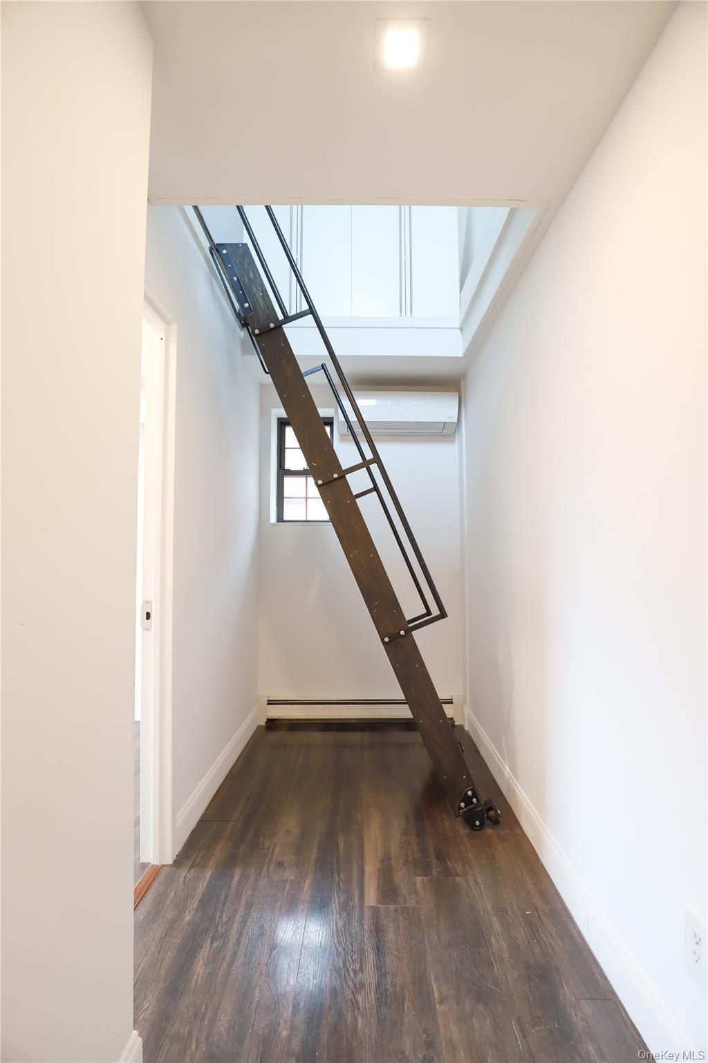 36-20 190th Street Property Photo 24