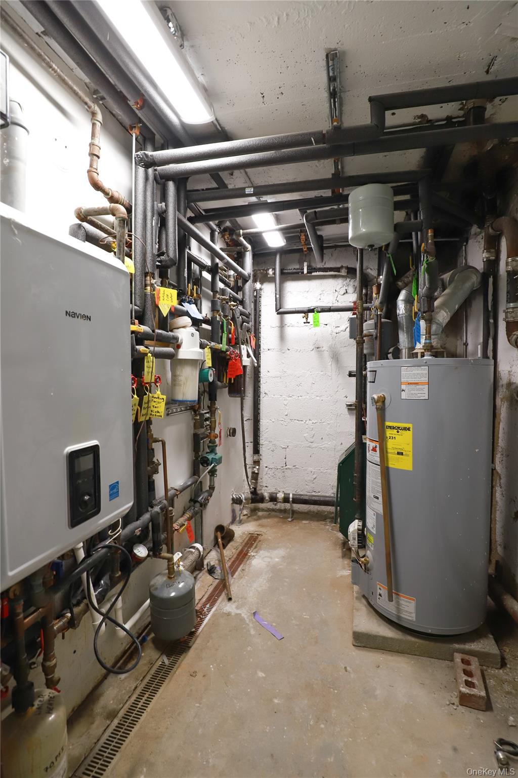 36-20 190th Street Property Photo 35