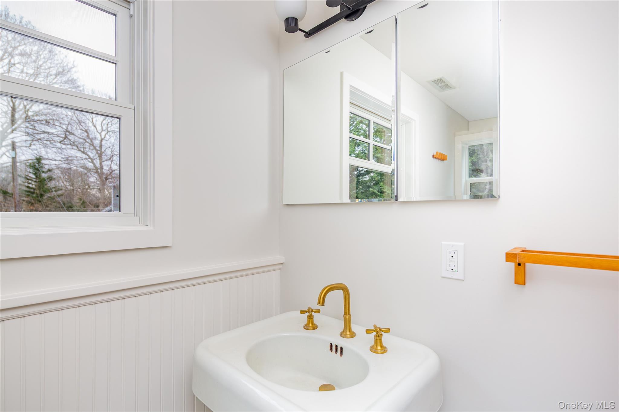 9 Helens Lane Property Photo 16