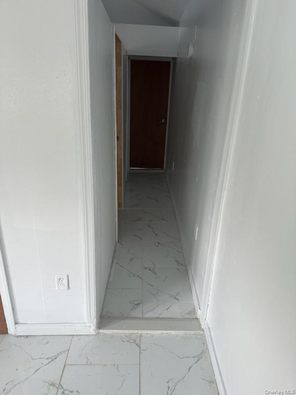 102-23 Russell Street Property Photo 11