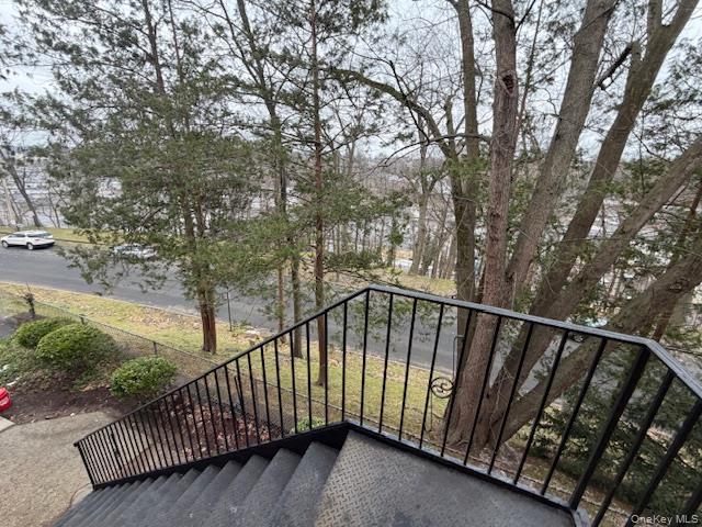55 Fieldstone Drive 41 Property Photo 5