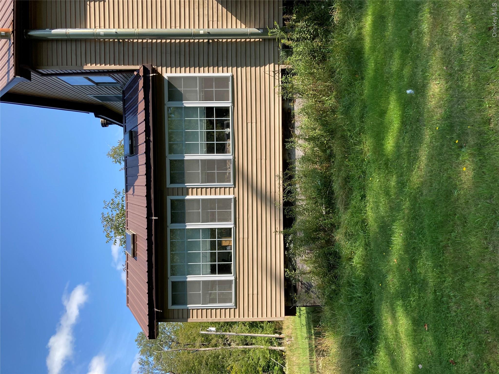 699 Budd Road Property Photo 10