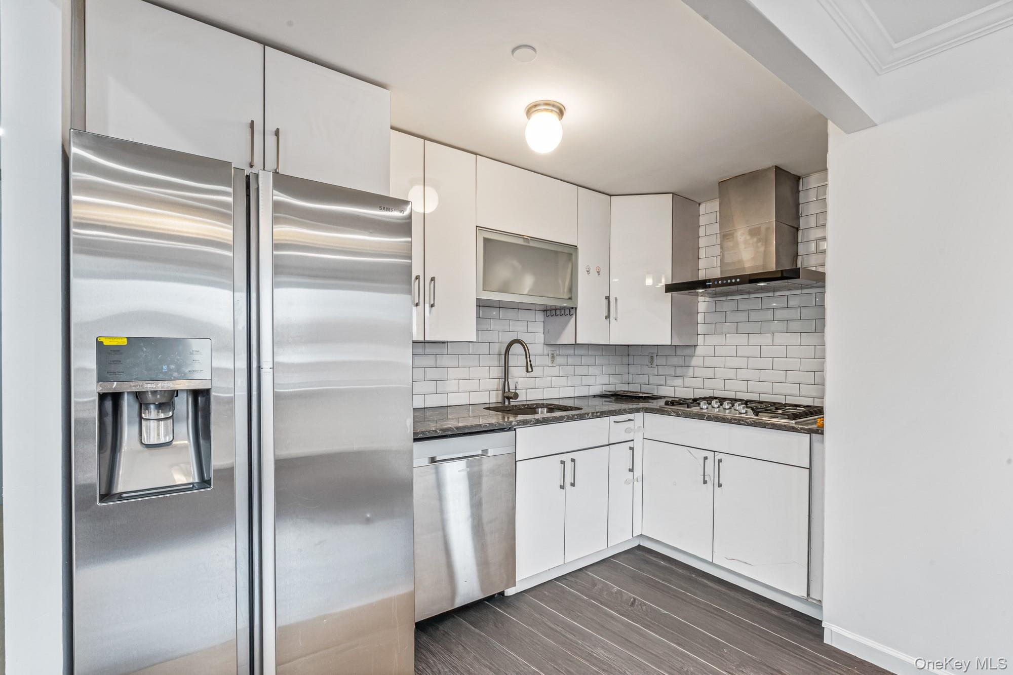 8115 Queens Boulevard 3a Property Photo 8