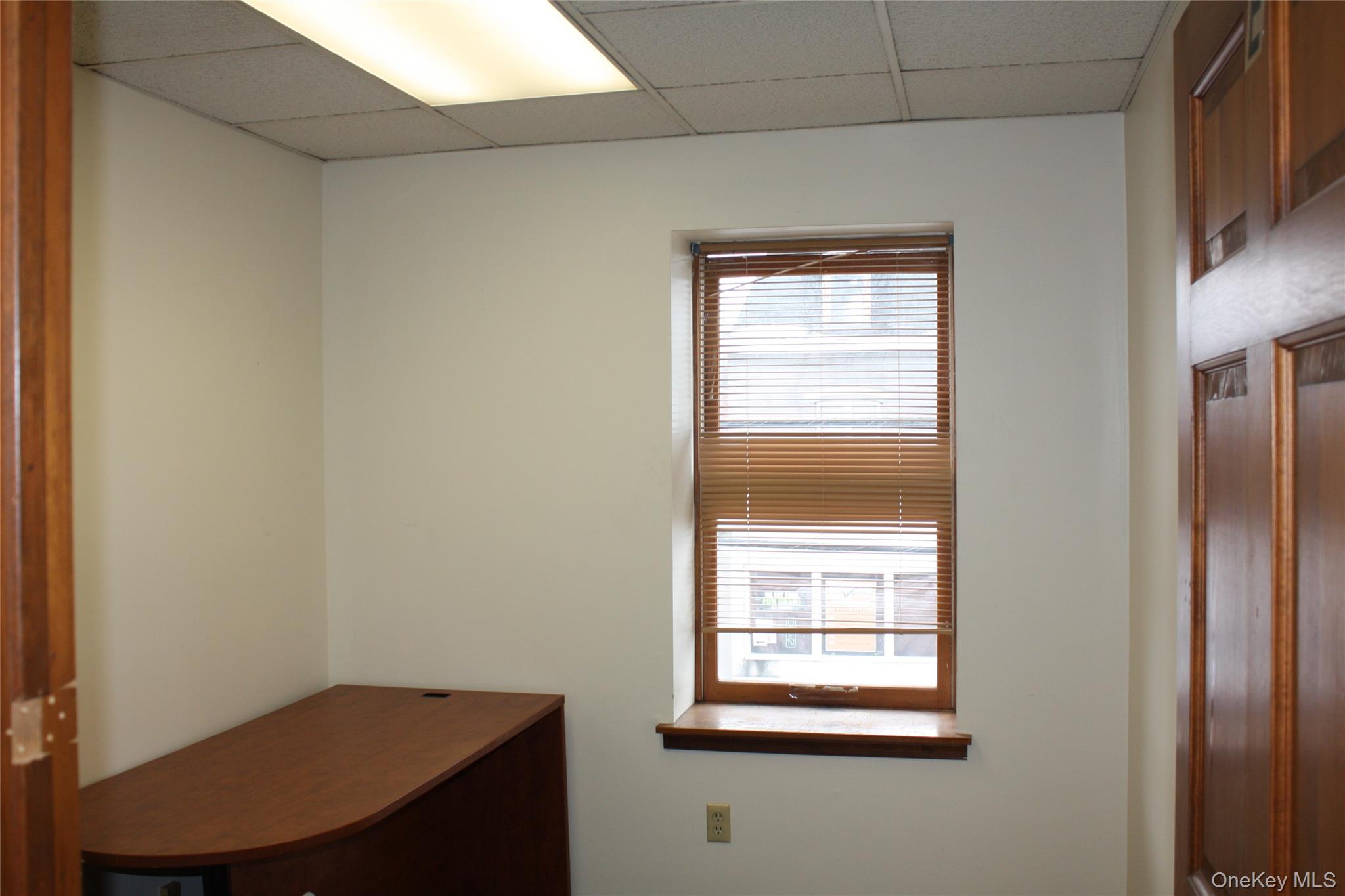84 Front Street Suite E Property Photo 7